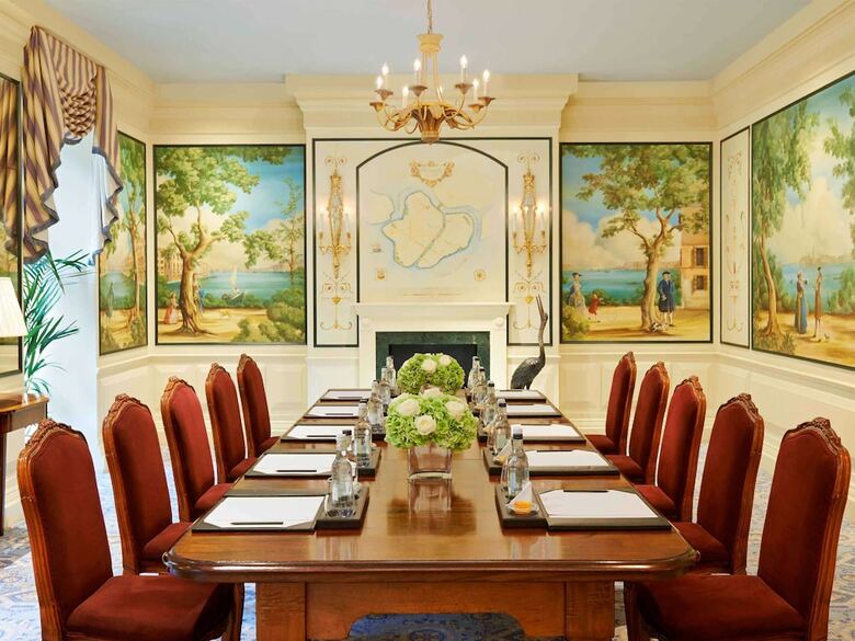 Hotel Savoy