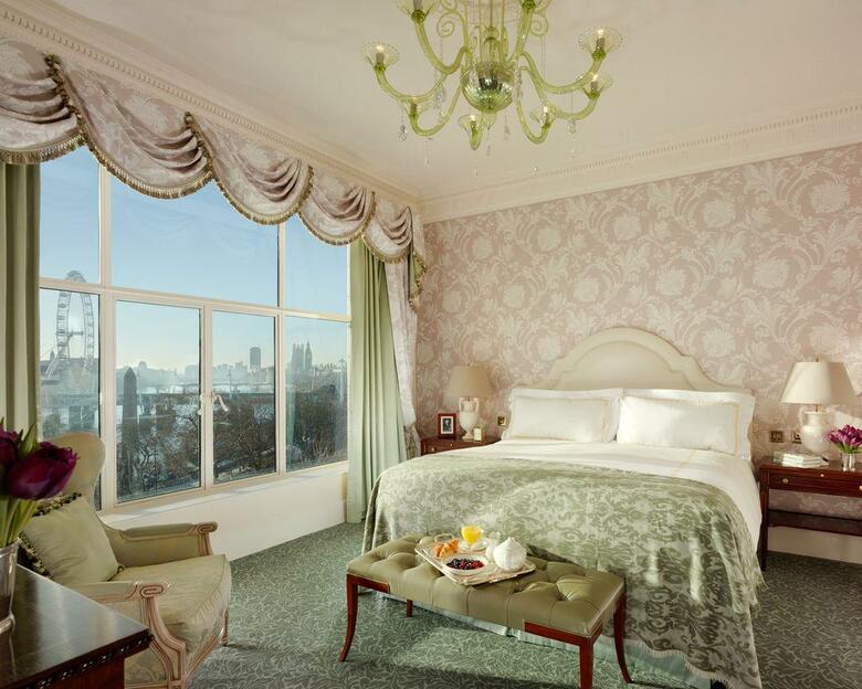 Hotel Savoy