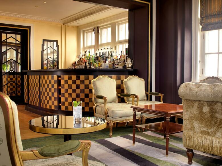 Hotel Savoy