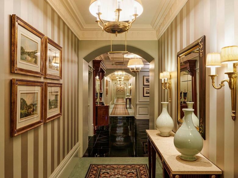 Hotel Savoy