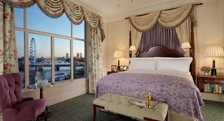Hotel Savoy