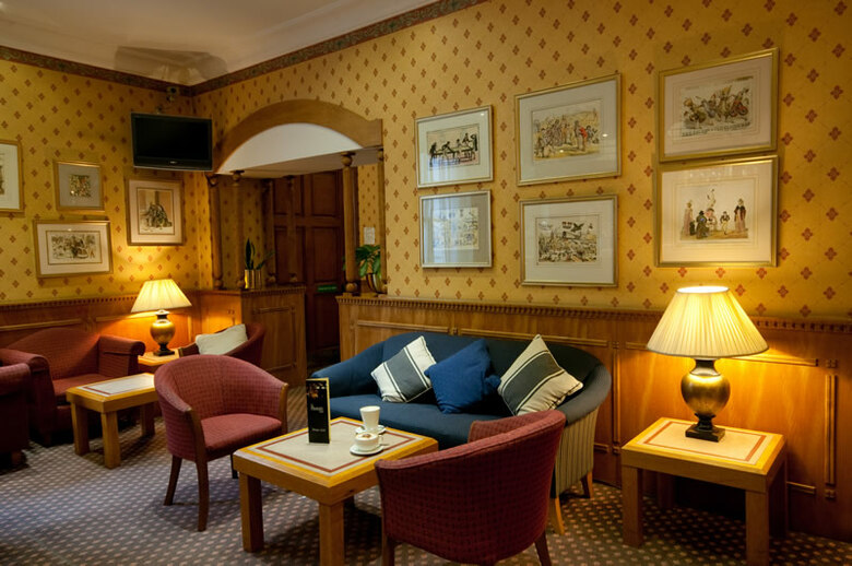 Phoenix Hotel