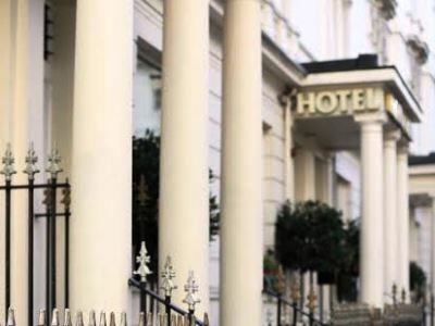 Phoenix Hotel