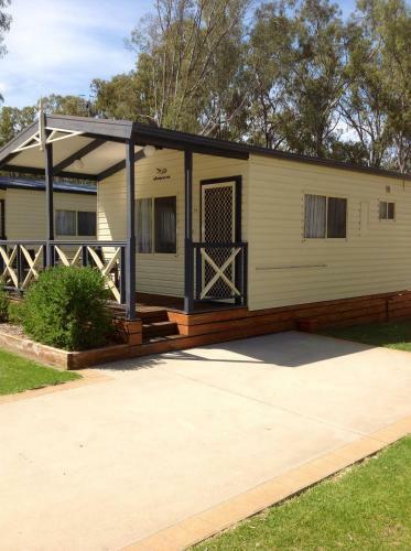 Mclean Beach Holiday Park