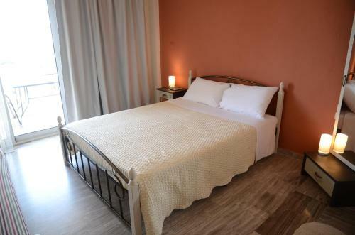 Alexandros Apartments