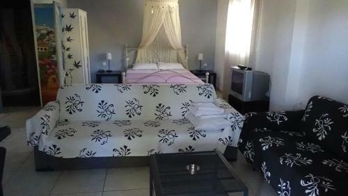 Alexandros Apartments