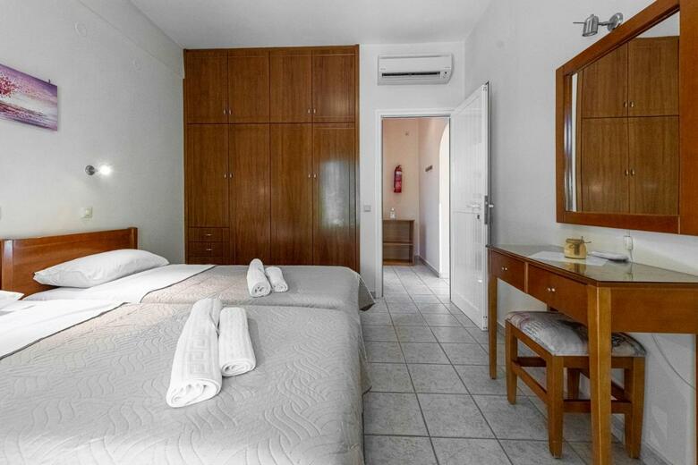 Anesis Residence