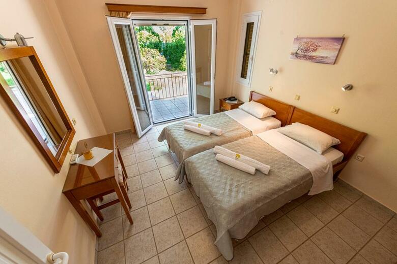 Anesis Residence
