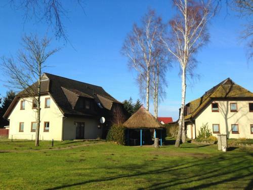 Apartmenth�user Zum Zeesenboot