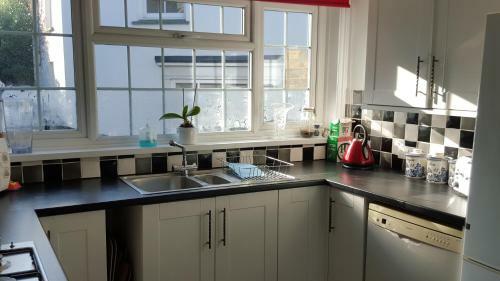 Hostal Strand House