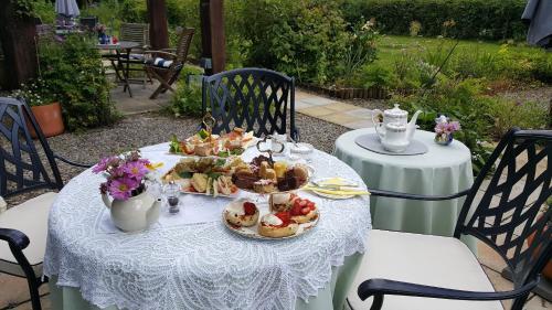 Bed & Breakfast Lowther House