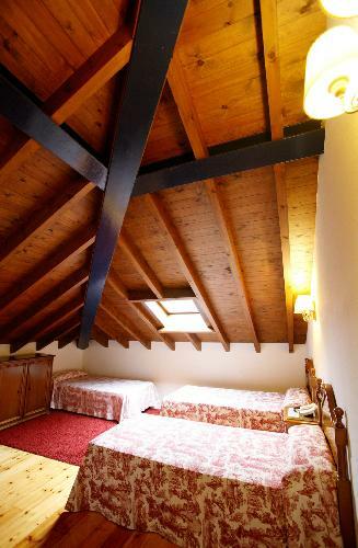 Hotel Puente Romano