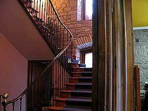 Hotel Puente Romano