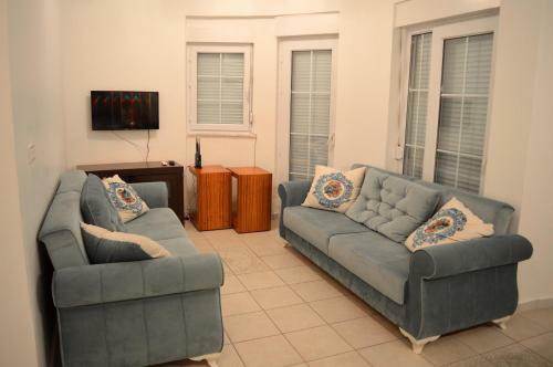 Bella Villa 2