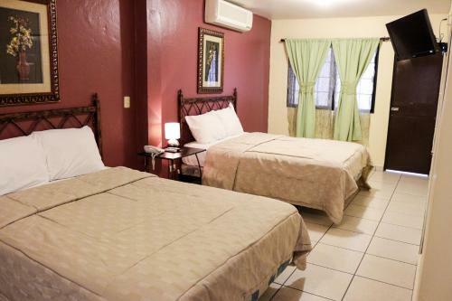 Dolphin Executives Hotel