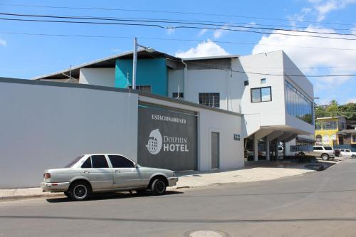 Dolphin Executives Hotel