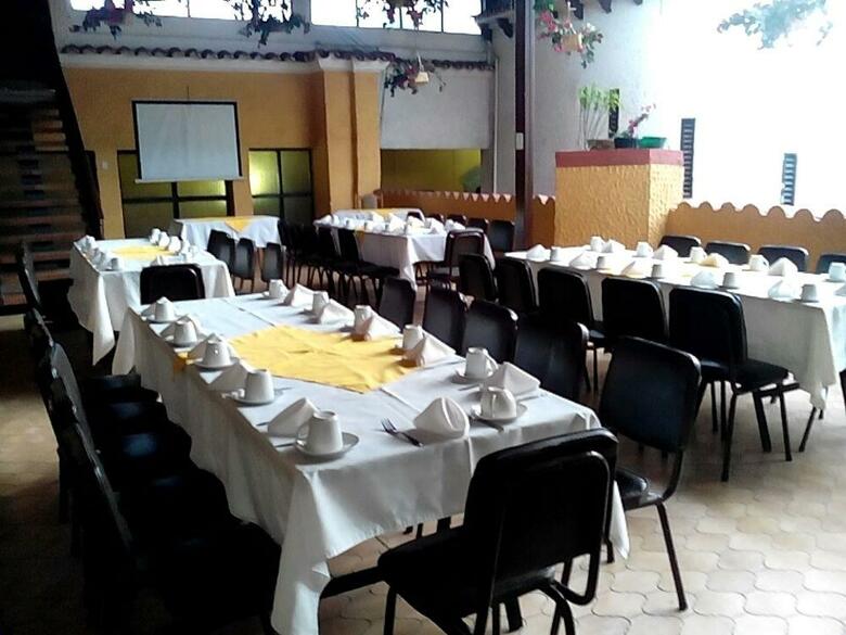 Hotel Villa Real Plaza