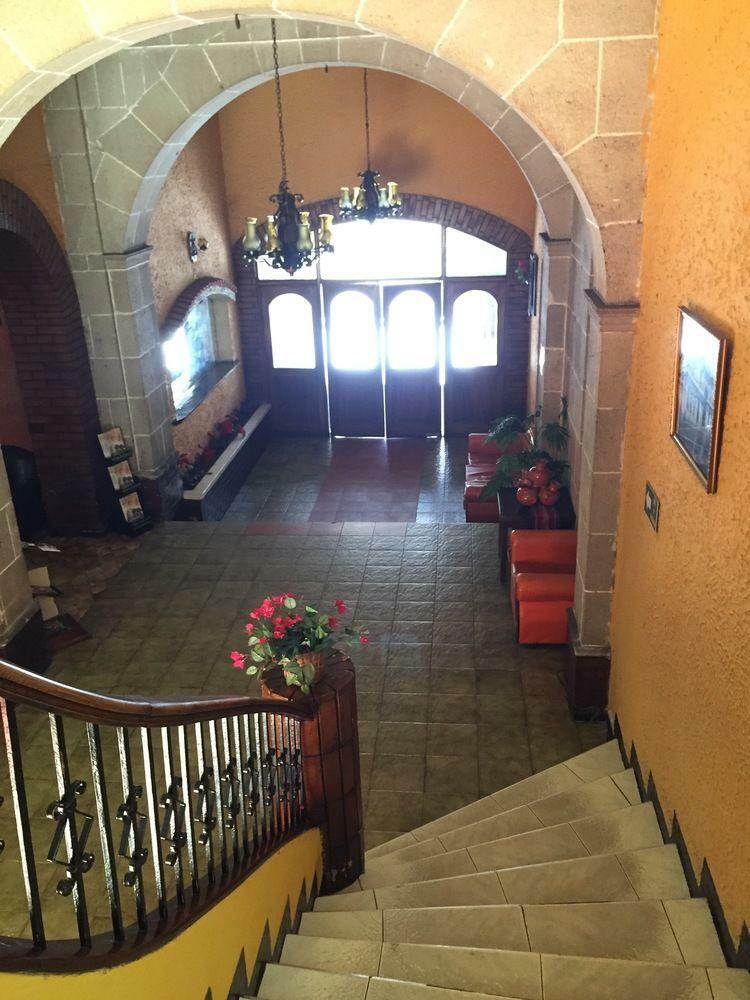Hotel Villa Real Plaza