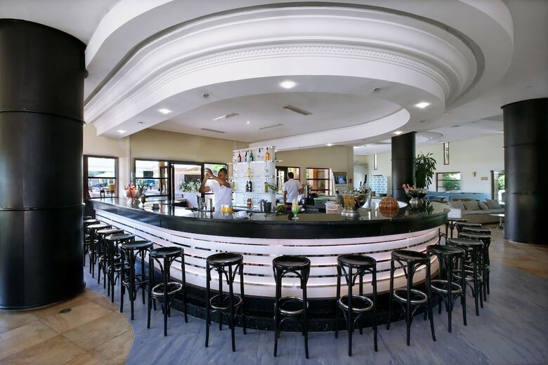Hotel Valeria Madina Club