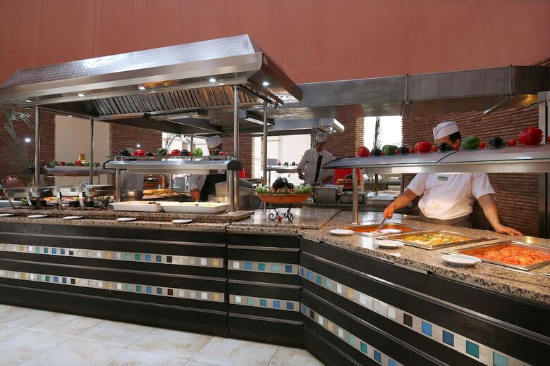 Hotel Valeria Madina Club