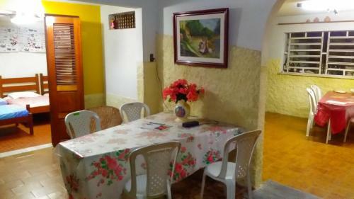 Praieiro Hostel Albergue