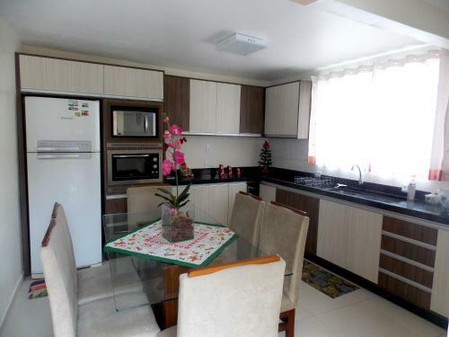 Resid�ncia Costa 284
