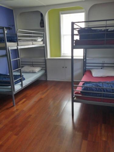 Hostal Yosemite International Hostel