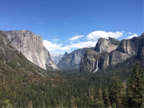 Hostal Yosemite International Hostel