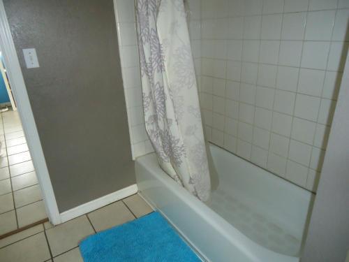 Hostal Yosemite International Hostel