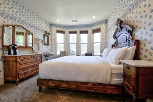 Posada The Groveland Hotel