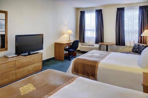 Posada Lakeview Inns & Suites - Okotoks