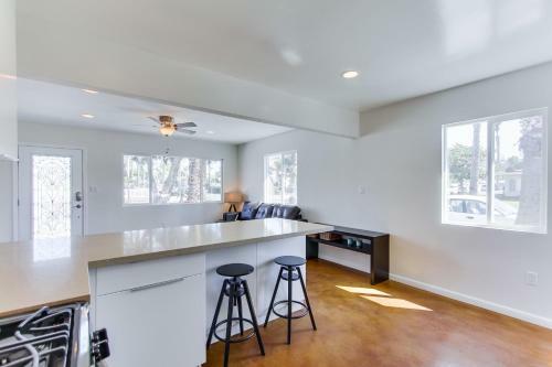 Sunset Cliffs Beach Cottage