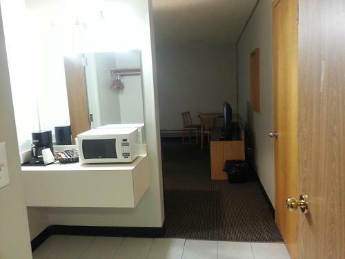 Hotel Caledonia Motor Inn