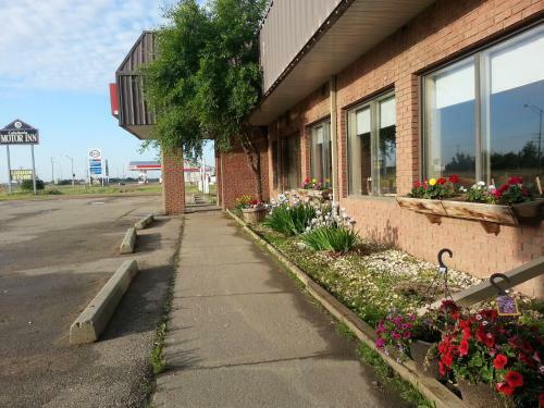 Hotel Caledonia Motor Inn