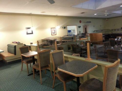 Hotel Caledonia Motor Inn