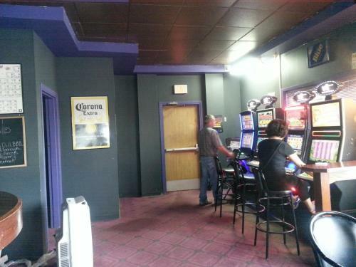 Hotel Caledonia Motor Inn