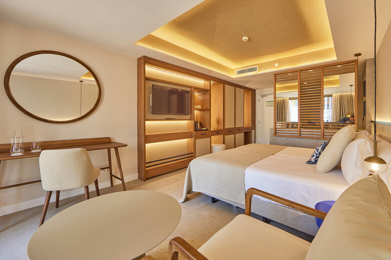 Hotel Universal Grand Le�n & Spa