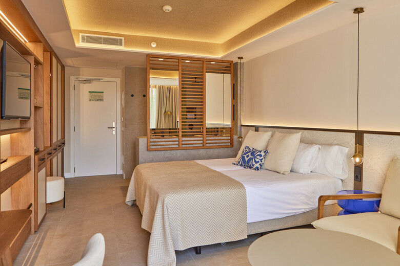Hotel Universal Grand Le�n & Spa