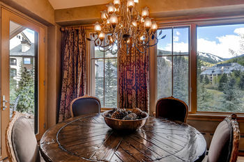 Hotel Elkhorn Lodge