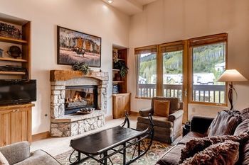 Hotel Elkhorn Lodge