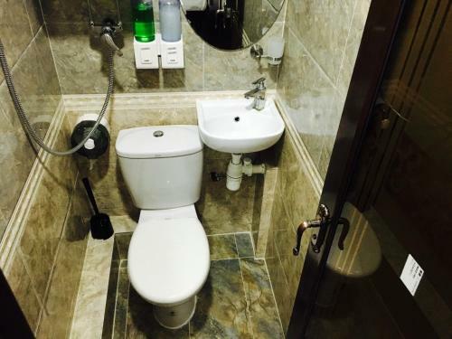 Hostal Modern Hotel