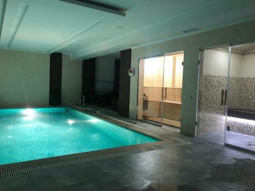 Astor Hotel