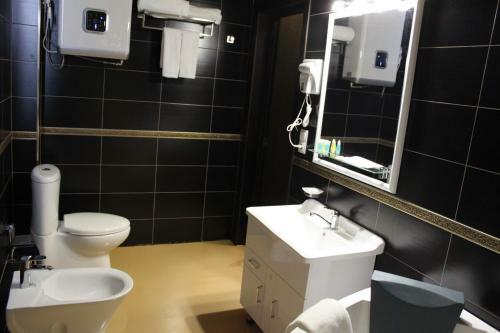 Astor Hotel