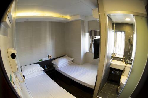 Hostal Wah Long Hotel