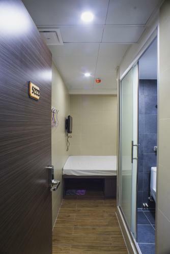 Hostal Wah Long Hotel