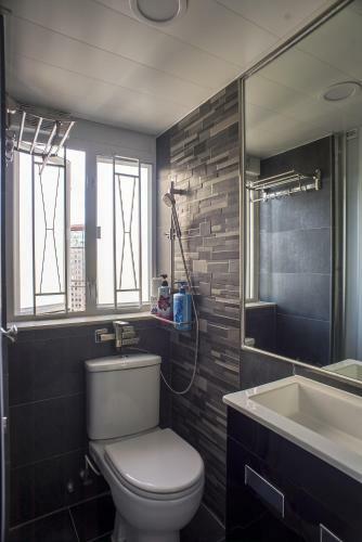 Hostal Wah Long Hotel