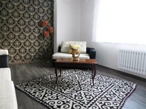 Bishkek House Apartament In The Center
