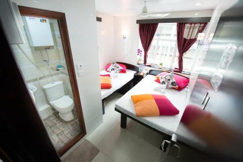 Hostal Canada Hotel