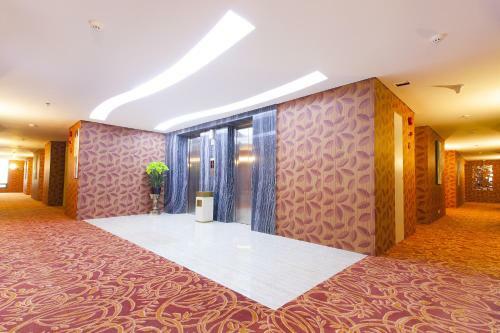 Grand Sovia Hotel
