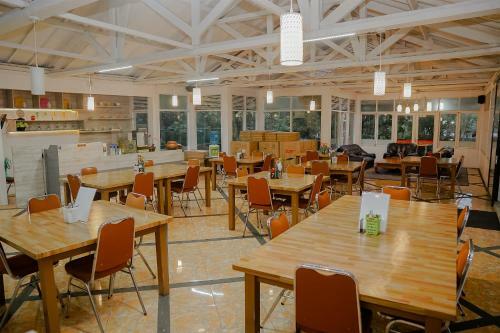 Hostal Rossan View Guest House